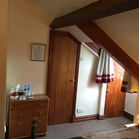 Westbury House 3* ווינדרמר