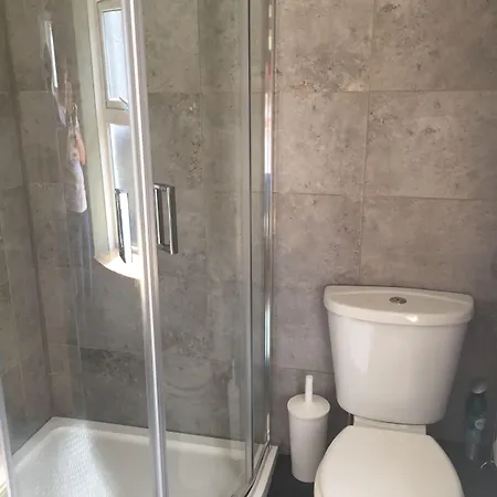 Westbury House 3* ווינדרמר