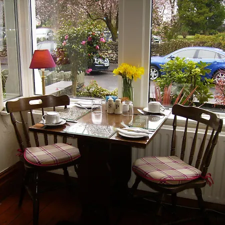 Gasthuis Westbury House 3*