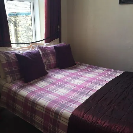 Westbury House 3*