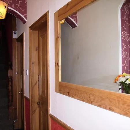 Gasthuis Westbury House 3*