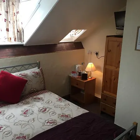 Pensjonat Westbury House 3*